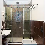 Maine Hotel 3*