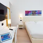 Hotel Maine 3*