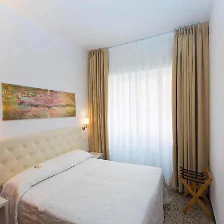 Maine 酒店 菲纳莱利古雷